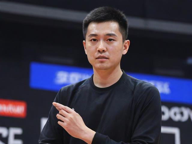 jiuyou.com_ MVP宝座：王强三分绝杀让他当之无愧！，王强霸座视频