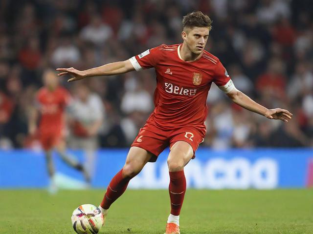 九游体育官网_ 德甲创新战术引领潮流，比赛中精彩瞬间频繁发生