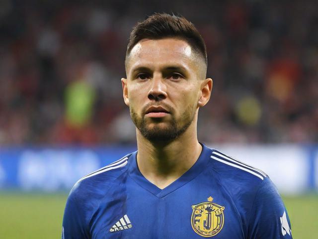 “九游app_ 场外趣事：明星球员的暖心生活”，球赛明星