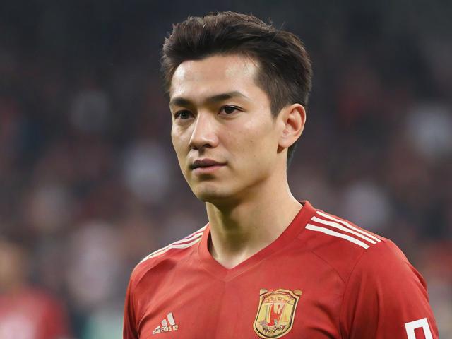 九游JIUYOU SPORTS_ 中国杯预选赛激战正酣，国足迎战劲敌，中国杯足球赛赛程时间