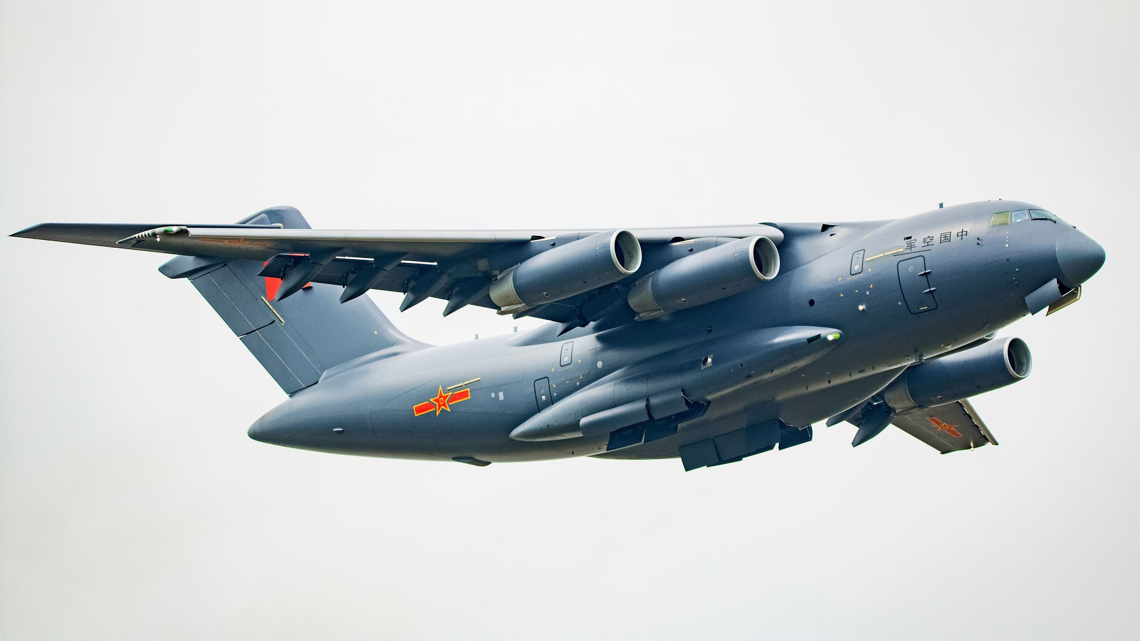 “强强对话！联盟顶尖豪强交锋，悬念重重促发火花”