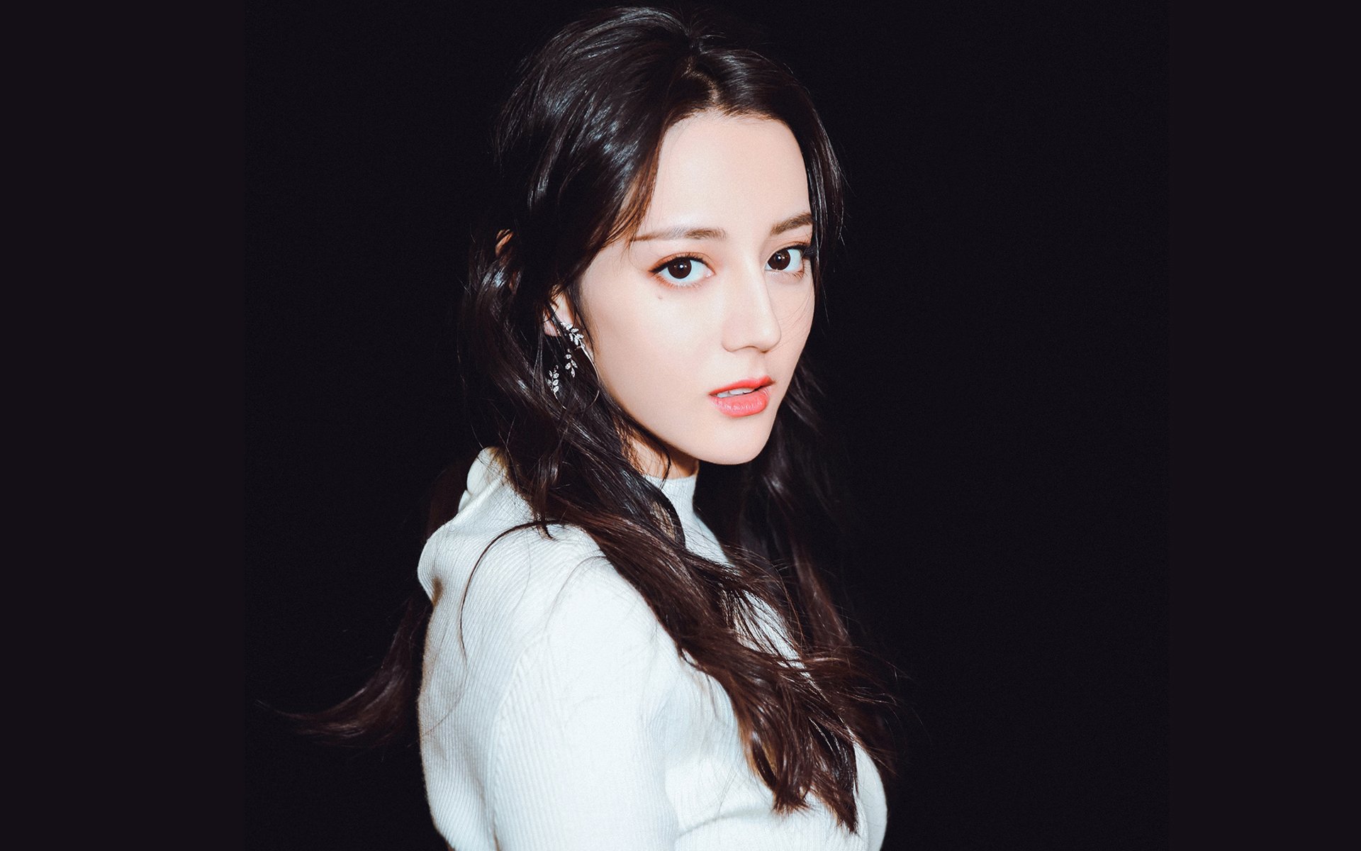 全员参战：年轻球员如何在关键时刻挺身而出？，全面球员