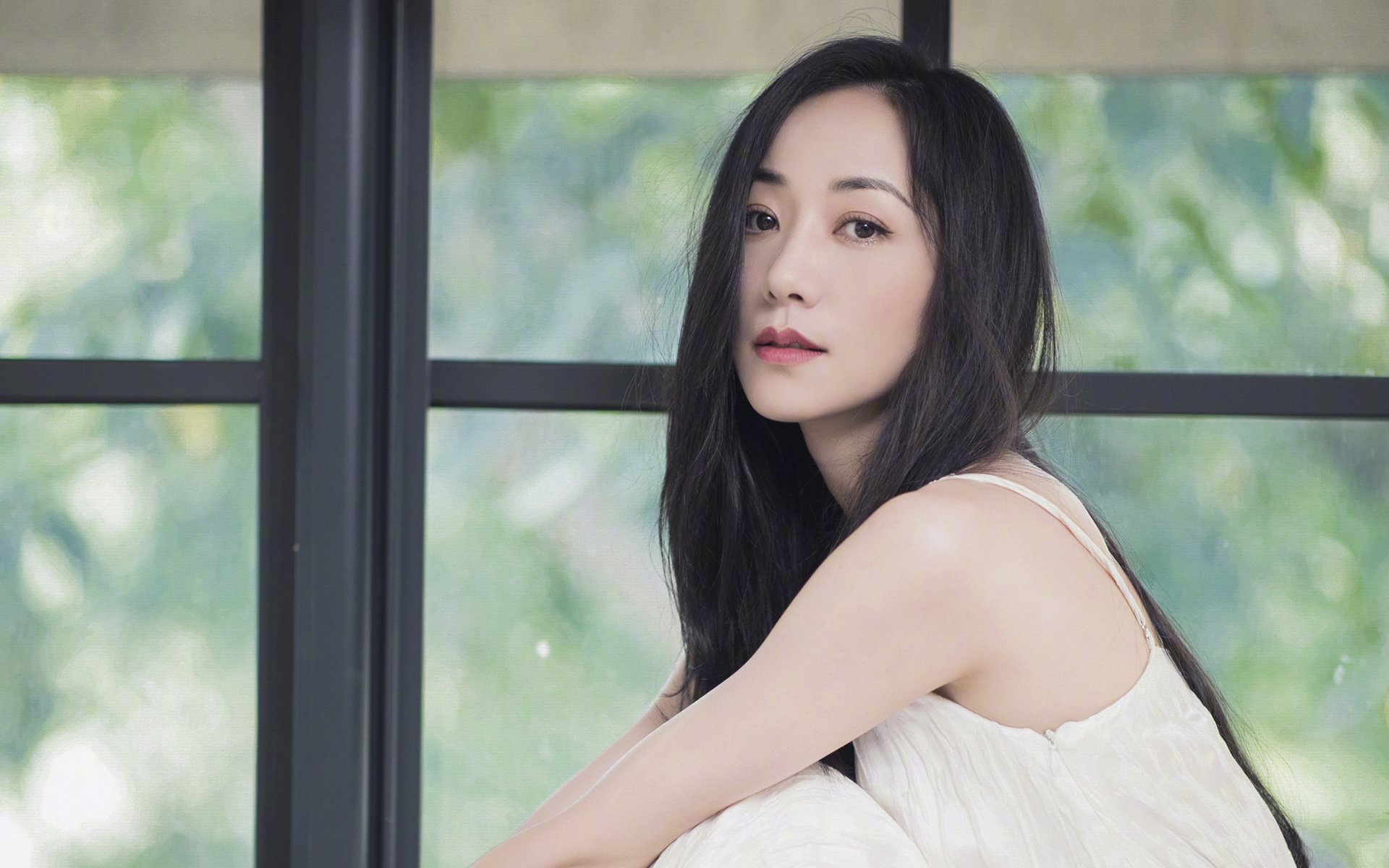 球场大片！青少年篮球栏目在央视热播，激励青少年追梦，关于青少年篮球电影