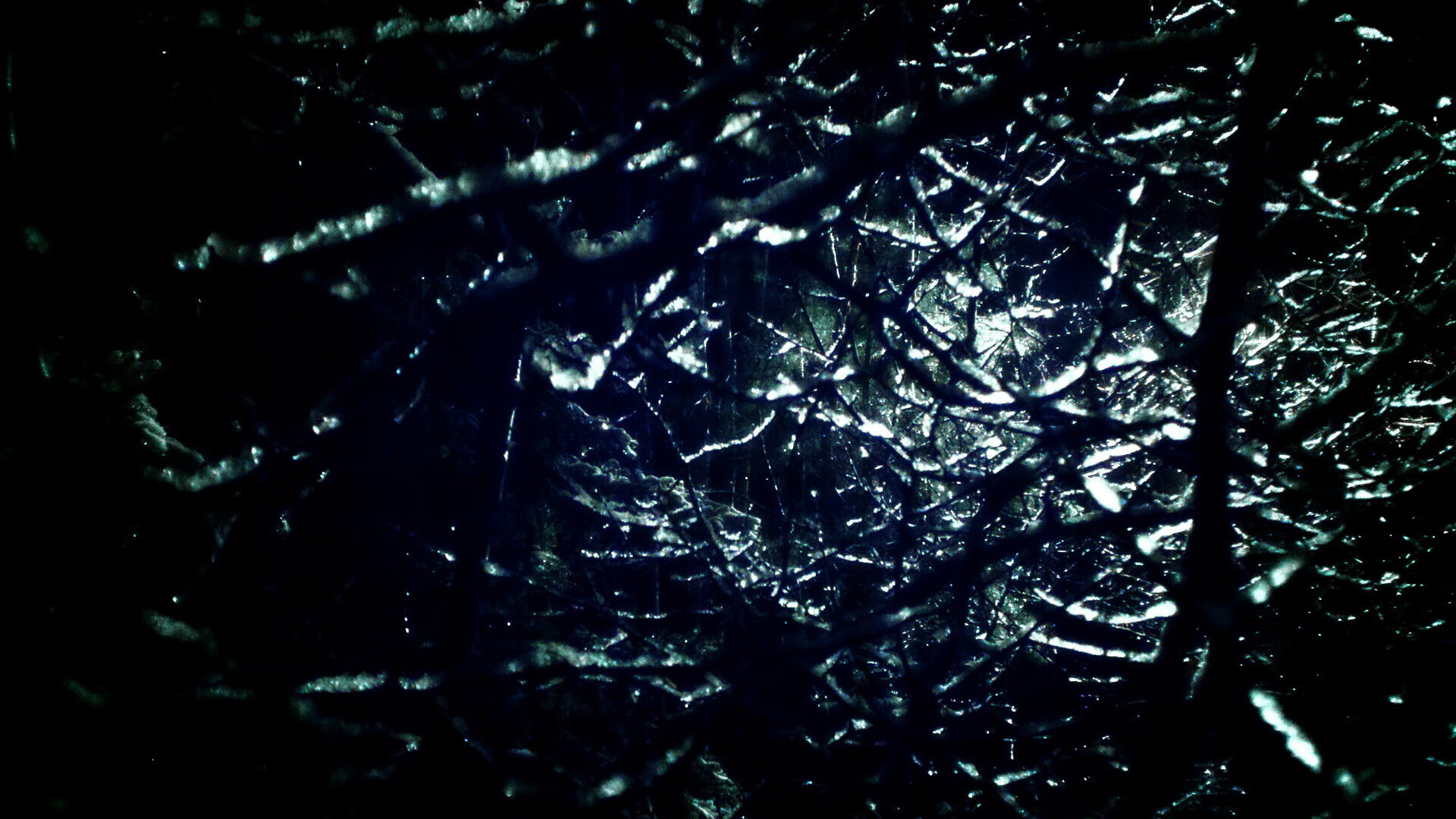 国家篮球发展战略持续推进基层篮球设施建设提速，国家对于篮球的扶持政策